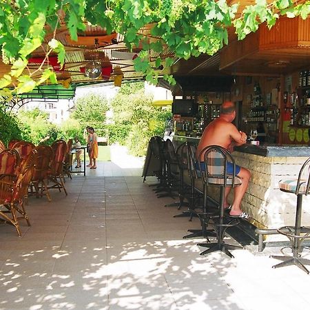 Oezay Apart Otel Muğla Luaran gambar
